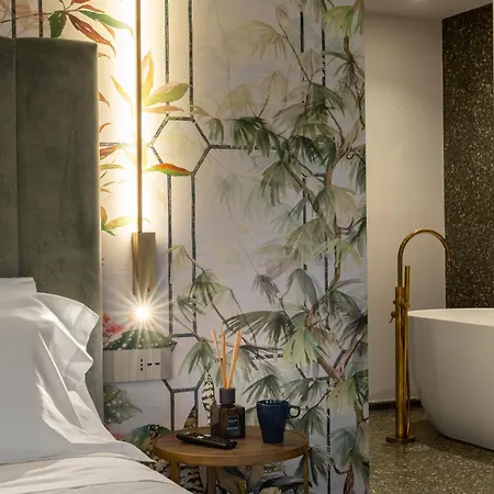 Clementi Boutique Hotel 4*